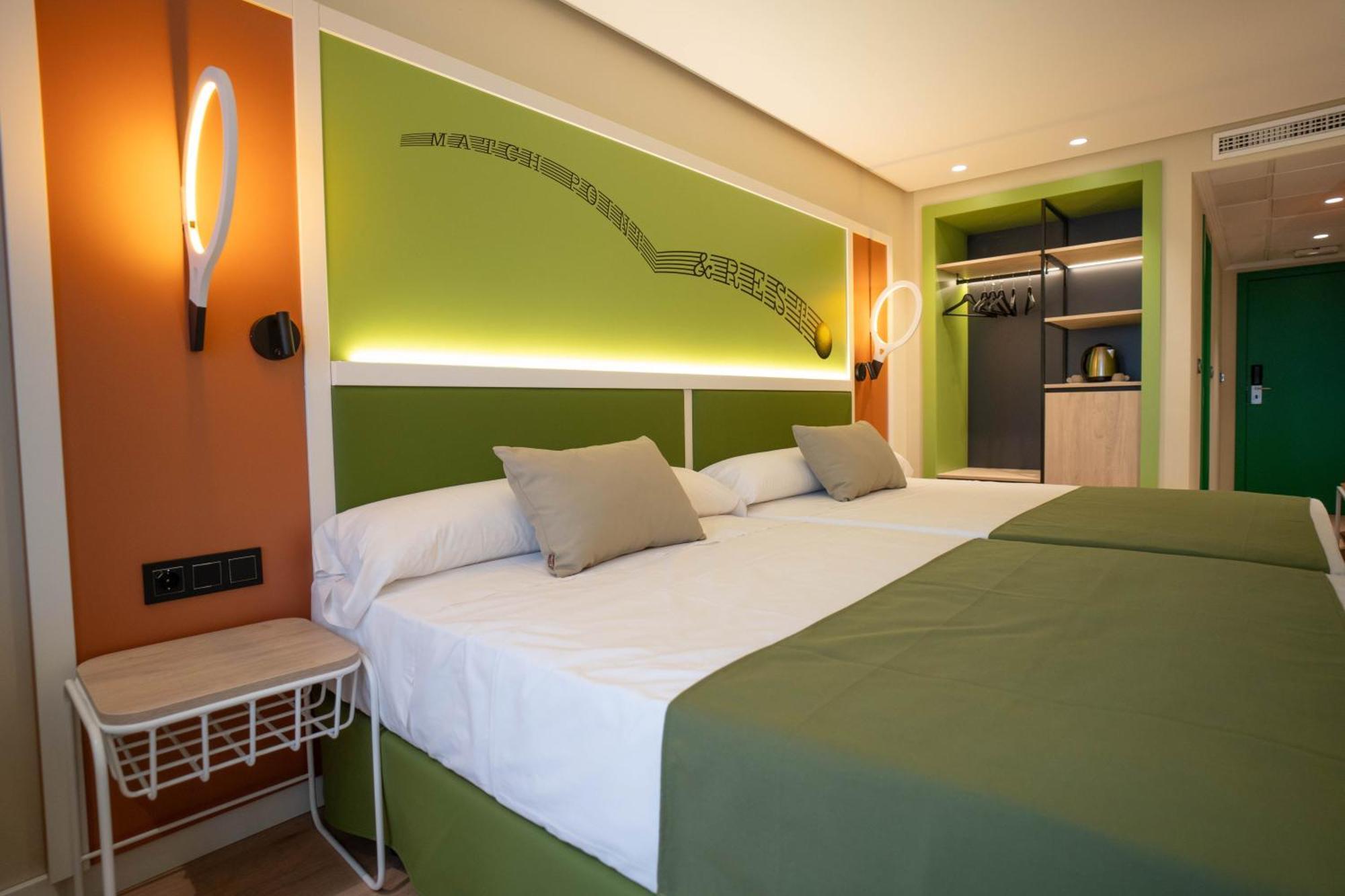 Hotel Magic Sports 4 Oropesa del Mar Esterno foto